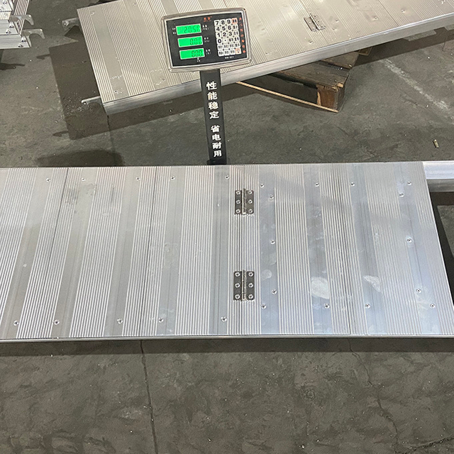 แพลตฟอร์มการเข้าถึงแบบอลูมิเนียมริงล็อค 