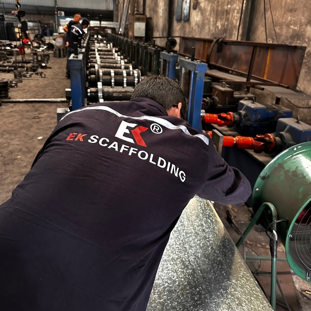 ไม้กระดานปิด