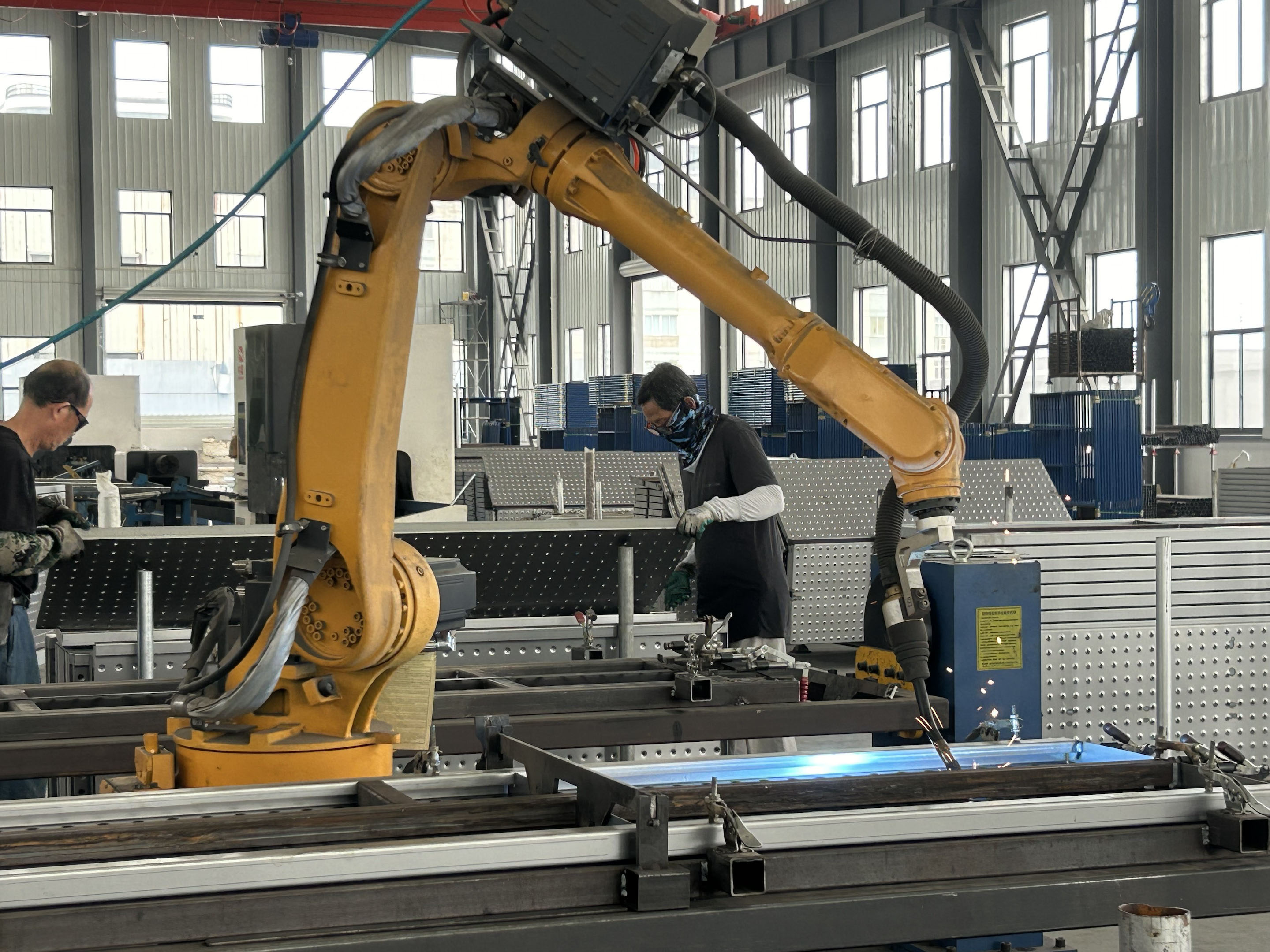 หุ่นยนต์เชื่อม