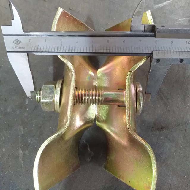 ตัวหนีบฟันดาบ 09